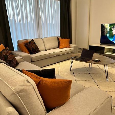 Canal View One Bedroom Flat Brussel Bagian luar foto