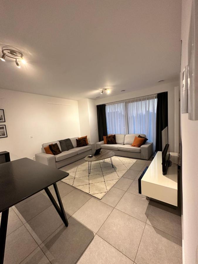 Canal View One Bedroom Flat Brussel Bagian luar foto